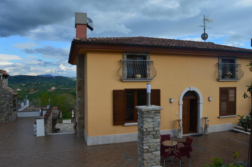Villa Tre Colli Agri B&B Ар'яно-Ірпіно Екстер'єр фото